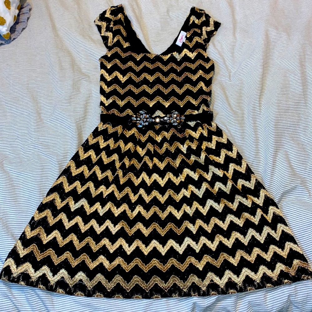 Cap sleeve mini cocktail dress